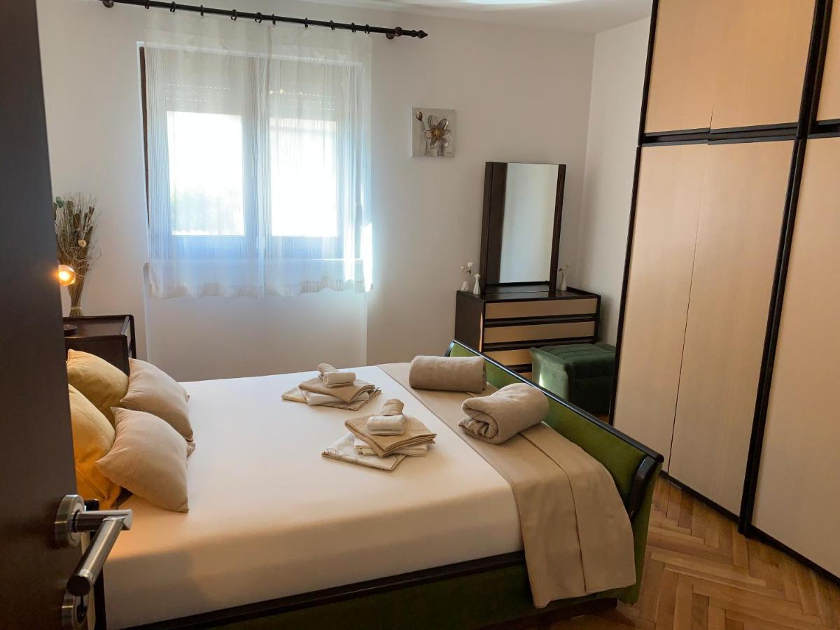 Puntizela-Patty Apartment พูลา ภายนอก รูปภาพ
