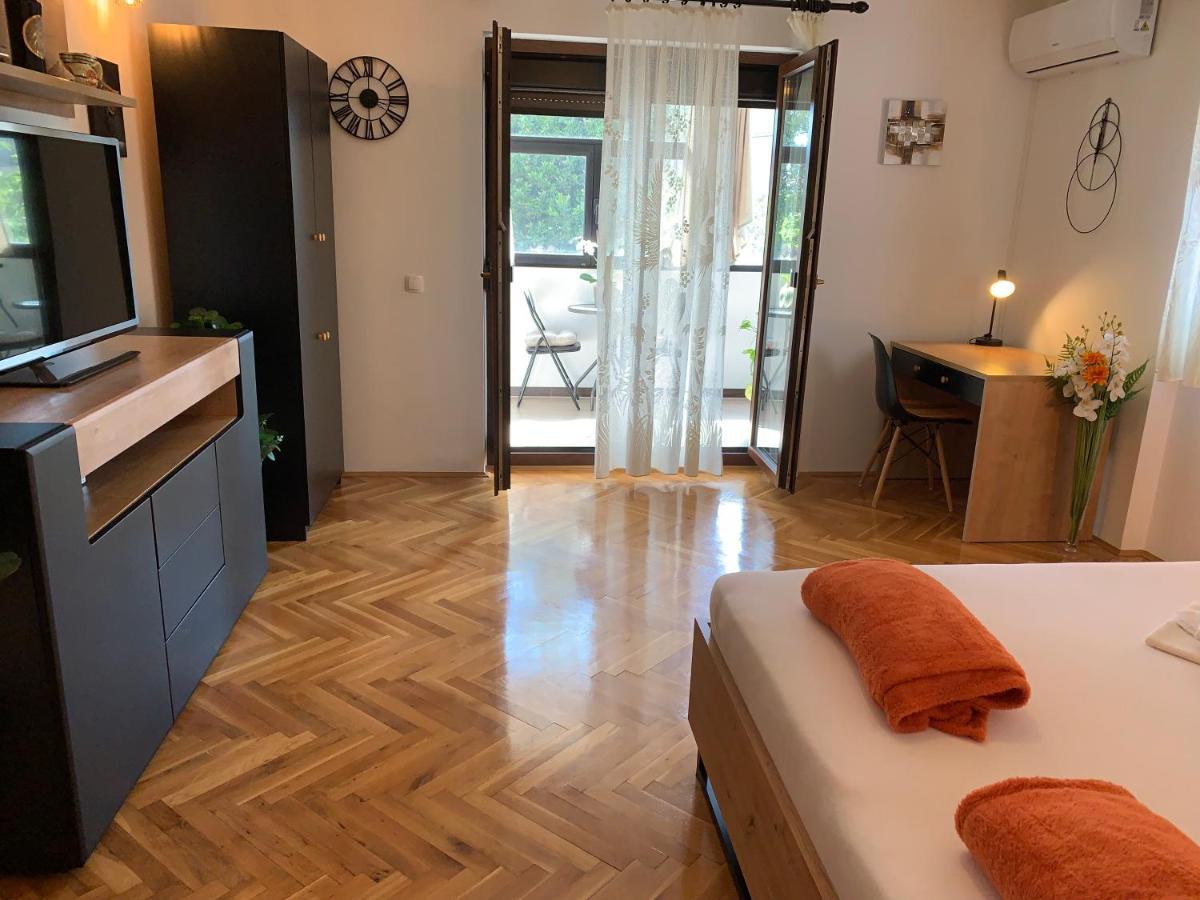 Puntizela-Patty Apartment พูลา ภายนอก รูปภาพ