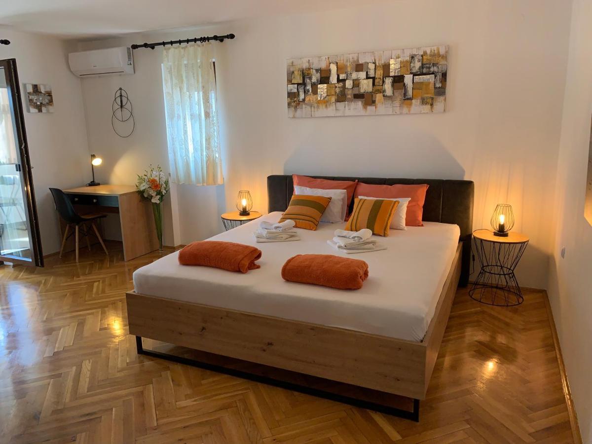 Puntizela-Patty Apartment พูลา ภายนอก รูปภาพ