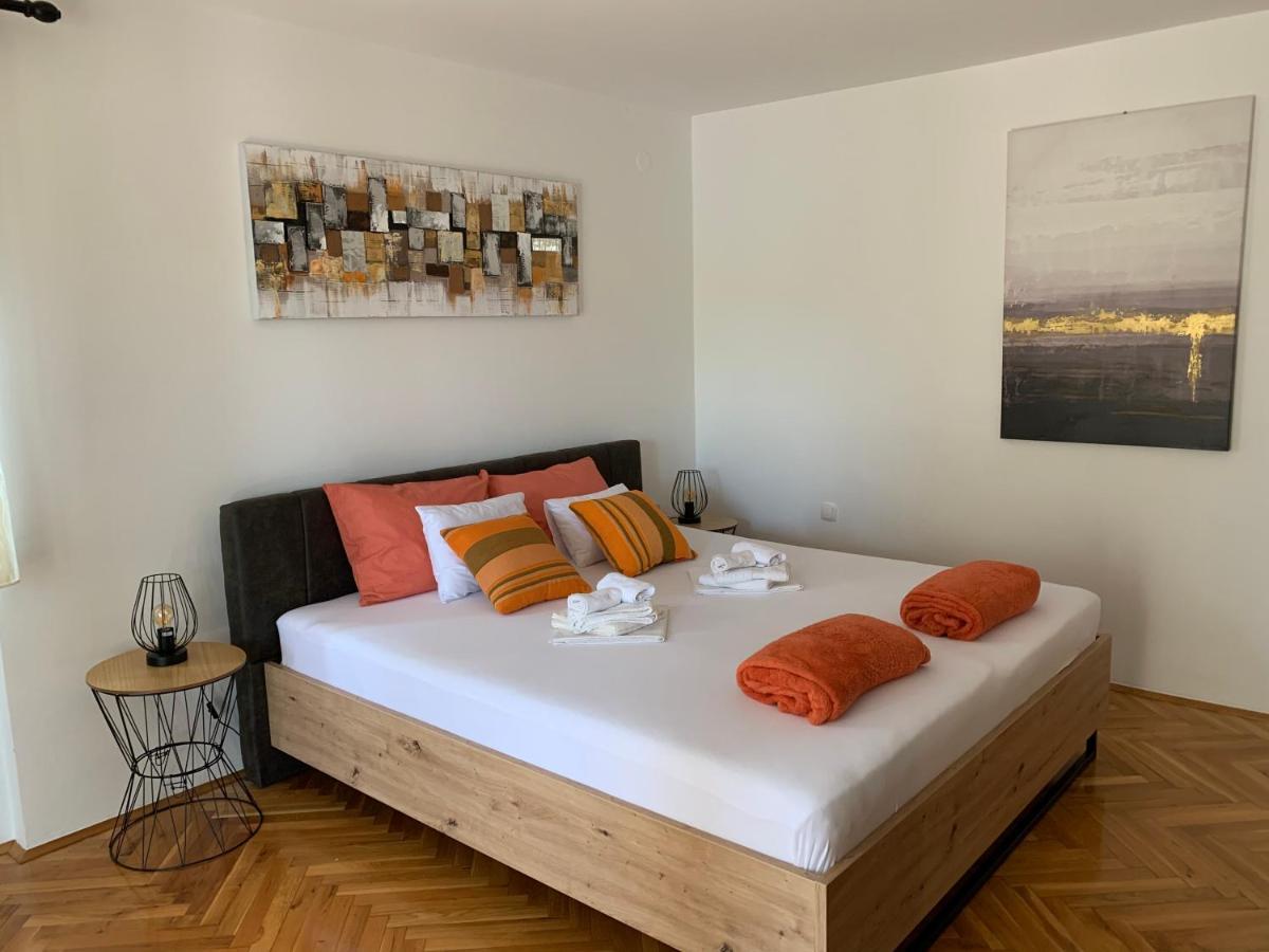 Puntizela-Patty Apartment พูลา ภายนอก รูปภาพ